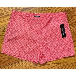 Land ‘n Sea Floral Shorts